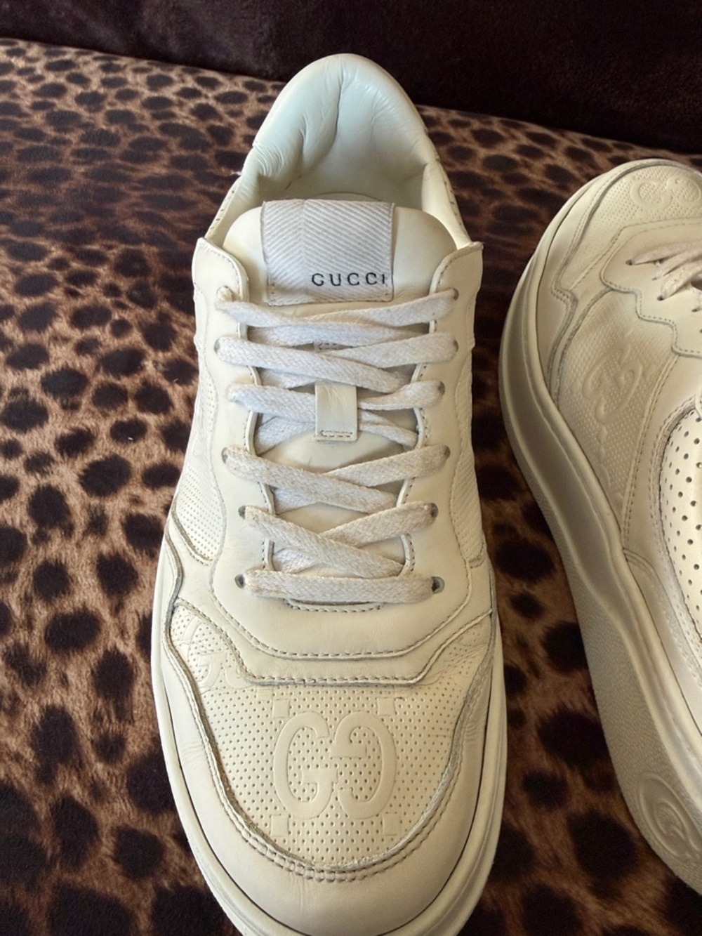 Gucci Cream/Gold Platform Leather Sneakers - Picture 2 of 4